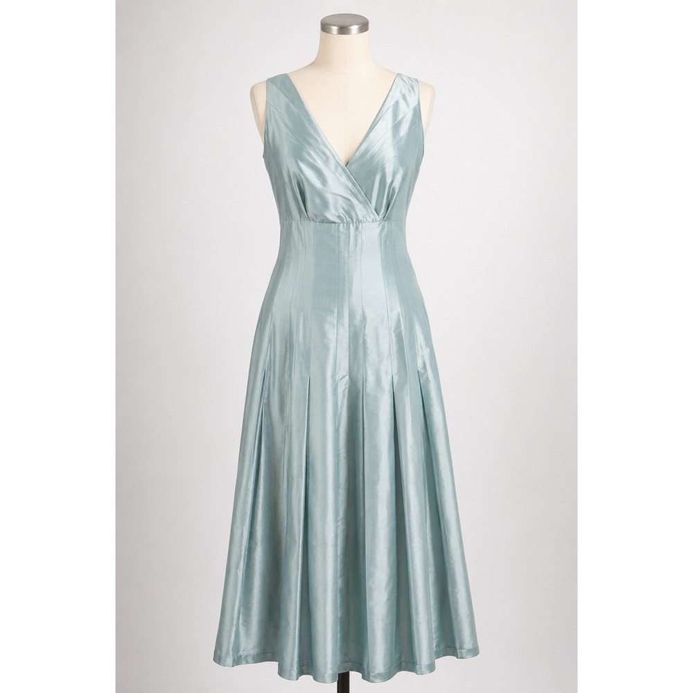 Elegant V-Neck Satin A-Line Dress in Pale Blue